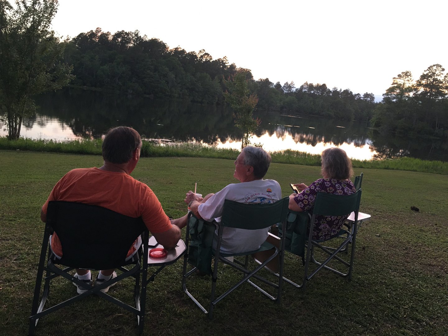 05-Relaxing prior to dinner.jpg